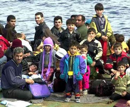 bambini-immigrati-a-lampedusa_2491681.jpg